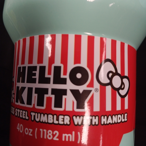 NWT Hello Kitty Steel Tumbler 40oz - Picture 4 of 4